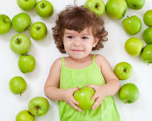 Bimbi: meno pesticidi nelle urine se la dieta è bio?