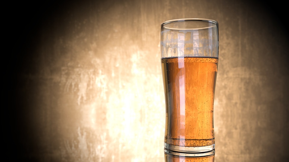 Chi beve birra tende ad avere una salute peggiore rispetto a chi opta per il vino