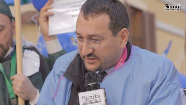Infermieri, a Montecitorio levata di scudi contro il blocco dei contratti