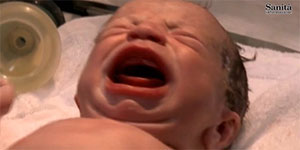 Mamme si diventa… sempre più tardi. E i punti nascita pubblici vengono preferiti alle cliniche