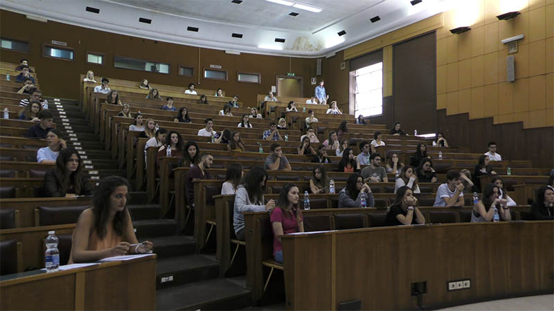 Il Test di ingresso a Medicina è illegittimo? «Nel bando c’è un errore clamoroso»