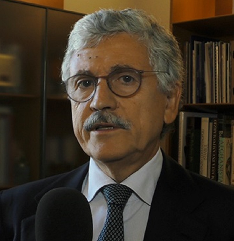 INTERVISTA | D’Alema: «No ad una riforma che indebolisce il sistema sanità»