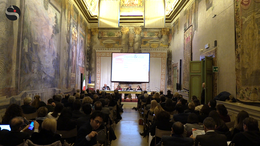 Costi più alti e meno servizi. AIOP ed Ermenia disegnano il ritratto (triste) della sanità italiana