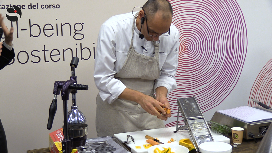 Mangiare green allunga la vita. Chef Salvini: «I medici vogliono la formazione alimentare»