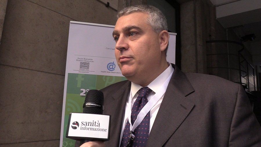 Paura dei vaccini? La ricerca: è colpa del web. «Ecco come le bufale partono dai social e Google le amplifica»