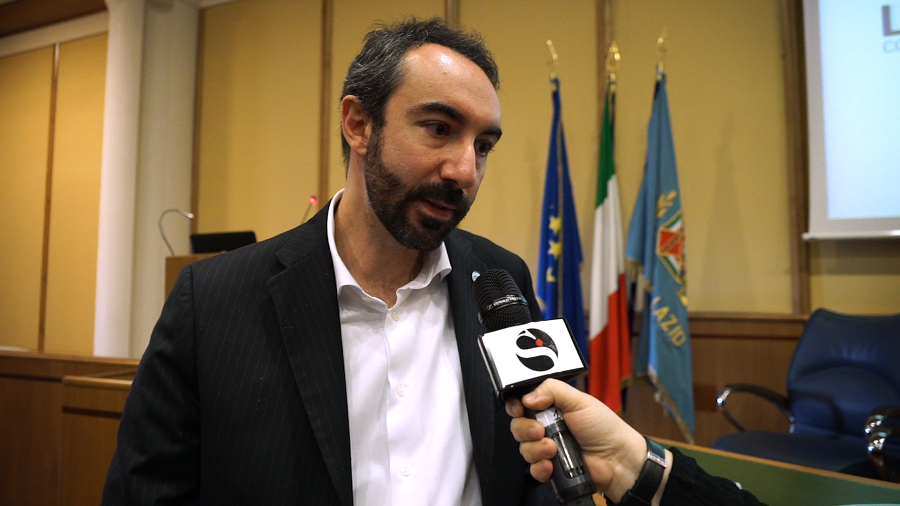 Lazio, la proposta M5S sui vaccini: più informazione e ‘quarantena’ per vaccinati. Burioni: «Bugie pericolose»