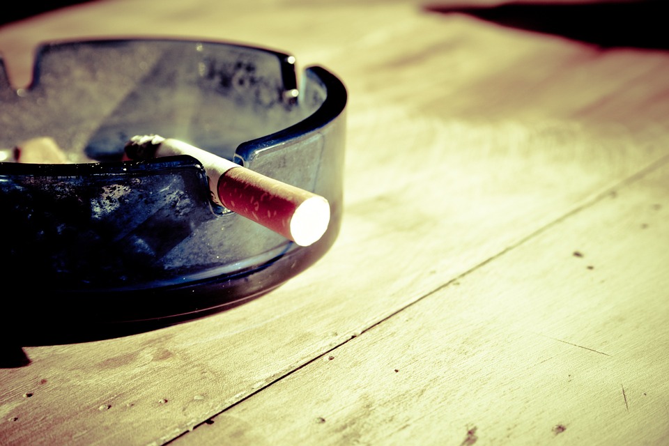 Fumo: perdere il vizio con la sigaretta elettronica? Ecco le soluzioni pi  innovative... | Sanit Informazione