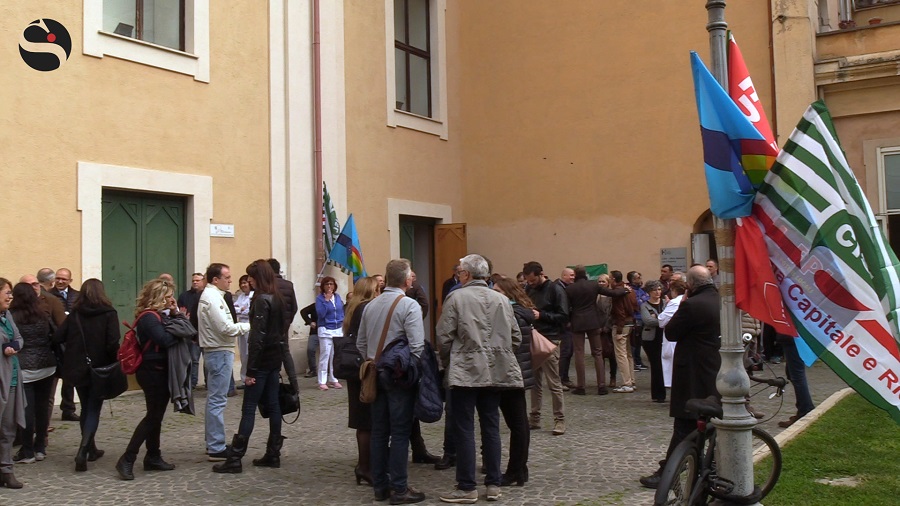 Personale Ssn: il saldo è in rosso. Ecco i possibili scenari