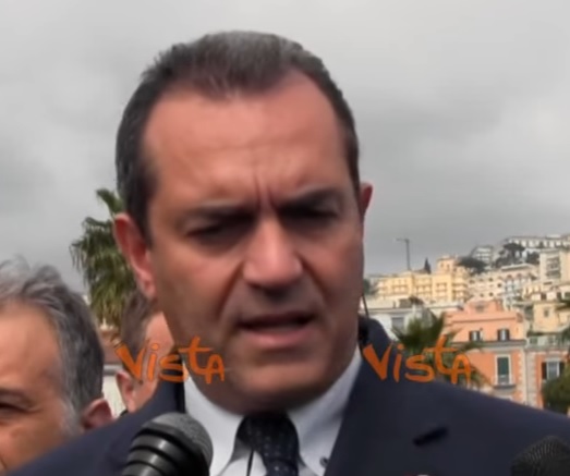 Dimissioni commissario Sanita’ Campania, De Magistris: «Si vada verso gestione ordinaria»