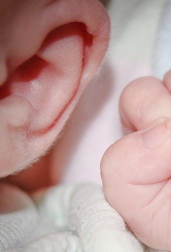 Ipoacusia infantile: che cos’è e come si cura?