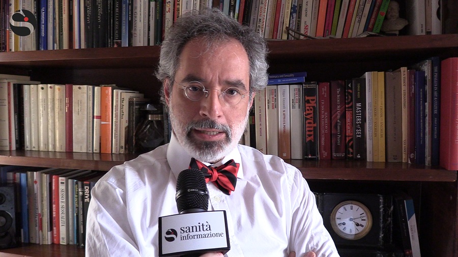 Fumare nuoce gravemente… al sesso. I consigli dell’esperto