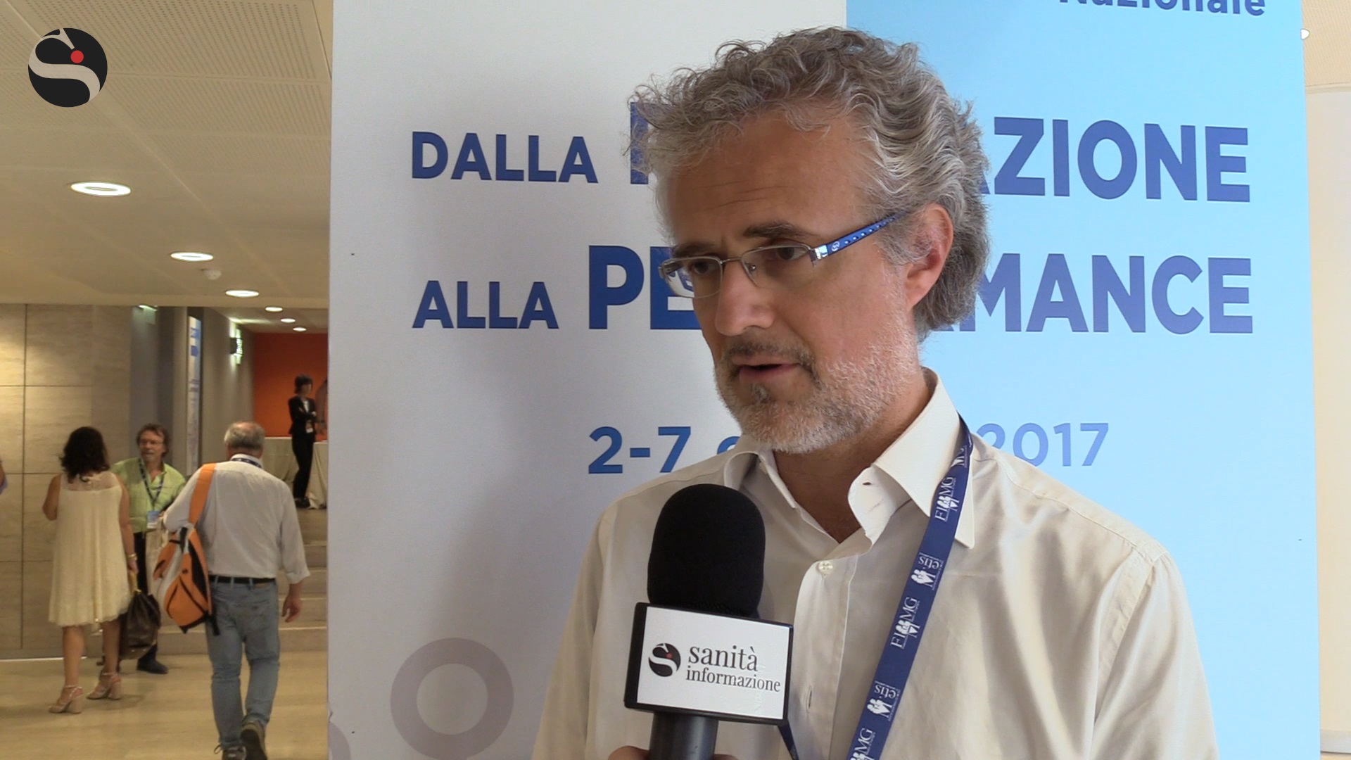 Nove medici di base su dieci vorrebbero prescrivere farmaci appannaggio di specialisti. Ecco perché…