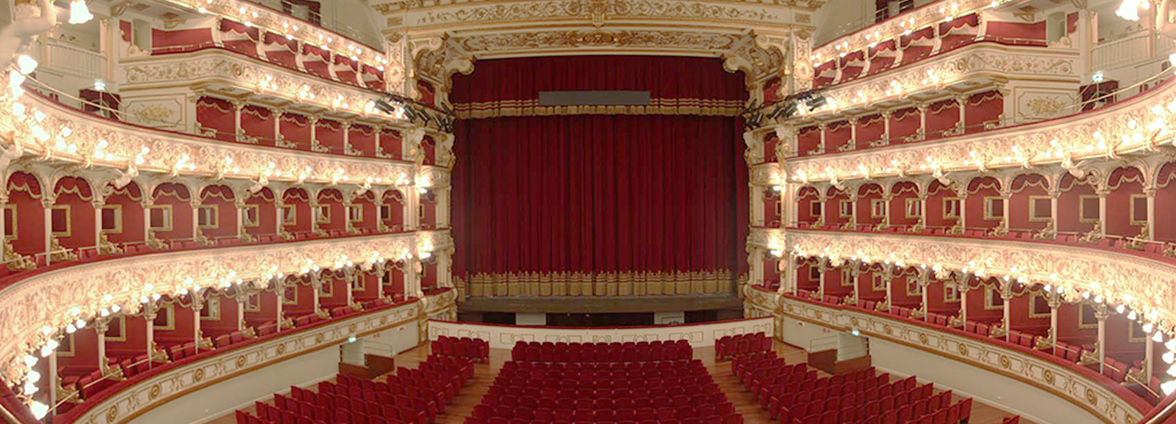 Art&Science 2017 di Matteo Gelardi: la scienza incontra l’arte al Teatro Petruzzelli di Bari