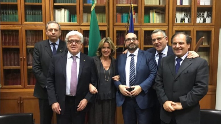 Medicina Generale, firmato il Decreto che consente lo scorrimento della graduatoria per sei mesi