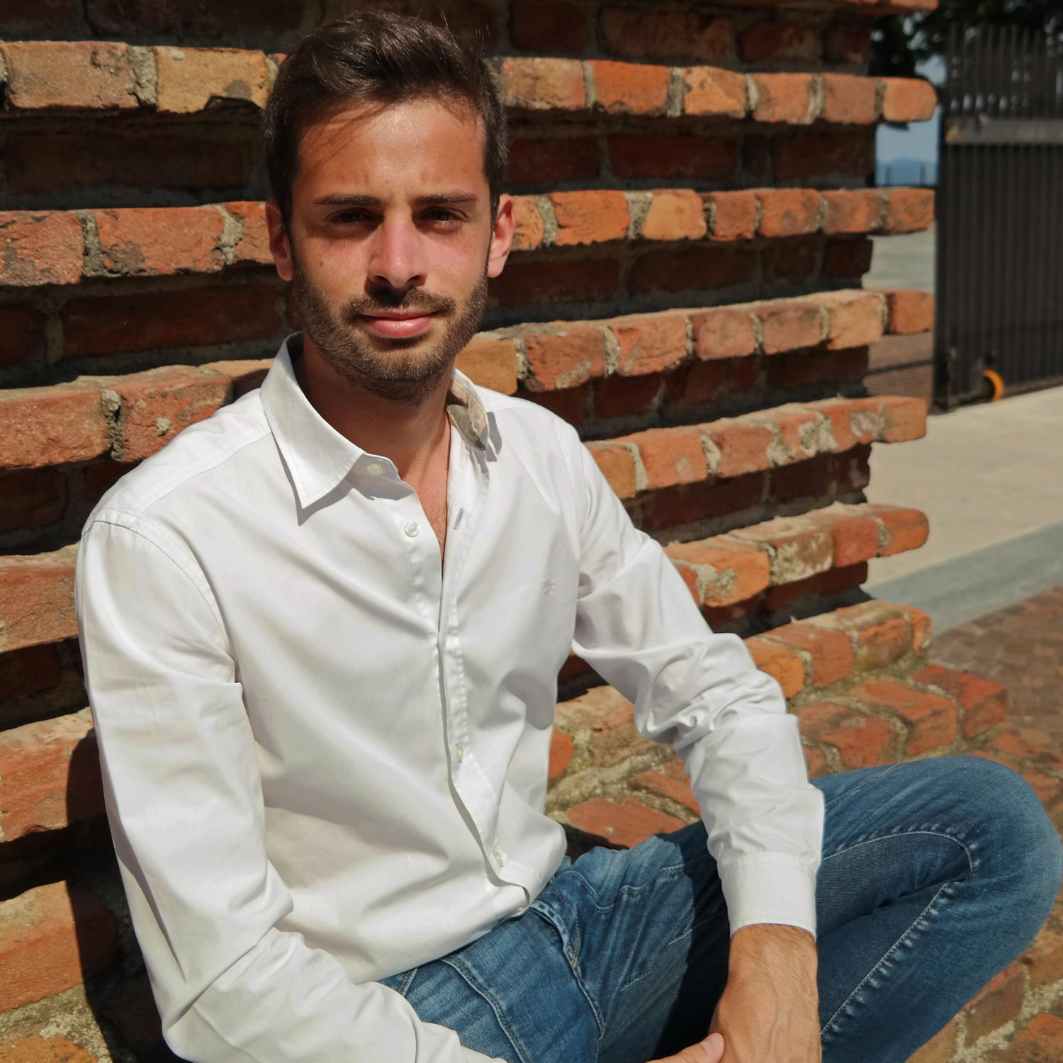 Sanità digitale, Carabetta (M5S): «Politica in ritardo su blockchain, può essere decisiva in tutela dati sanitari»