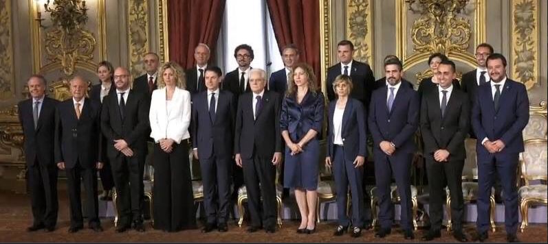 Dalla FNOMCeO alla FIMMG, coro di ‘auguri’ dal mondo della Sanità al Ministro Grillo. E su Facebook i militanti chiedono la fine dell’obbligo vaccinale