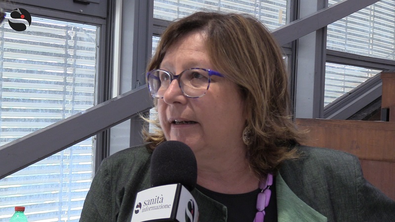 Biotestamento, la relatrice Lenzi (Pd): «Obiezione possibile ma medico deve trovare collega non obiettore»