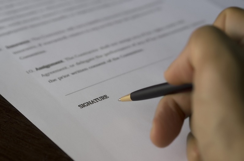 Consenso informato, l’avvocato Pittella: «Per medico meno responsabilità civile o penale»