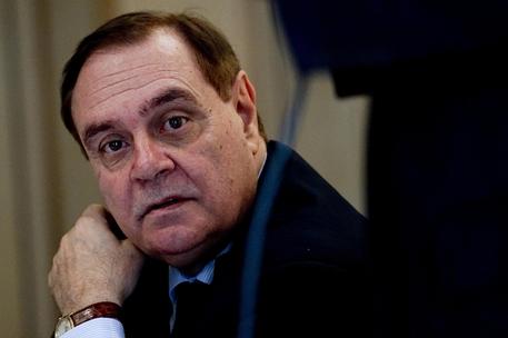 Clemente Mastella: «Governo giallo-verde? Mi convince il giallo verde del Brasile che gioca ai mondiali». E sul ministro della salute…