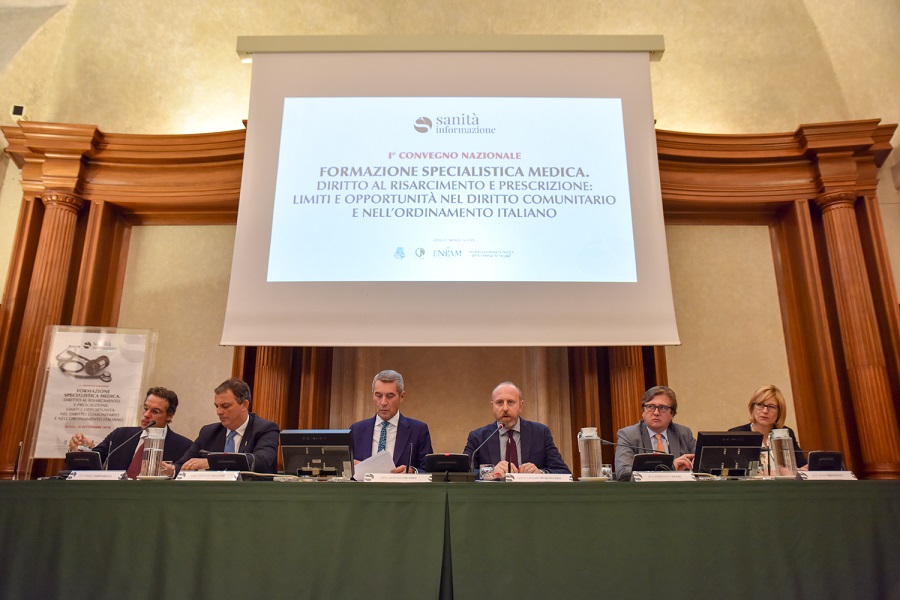 Ex specializzandi, 16 miliardi a rischio per le casse dell’erario. Arriva Ddl per accordo Governo e camici bianchi