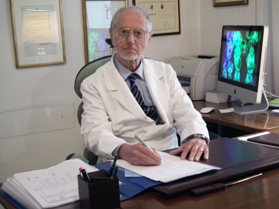 Vaccini, l’immunologo Aiuti: «Dovere sociale proteggere immunodepressi, sì all’obbligo per operatori sanitari»