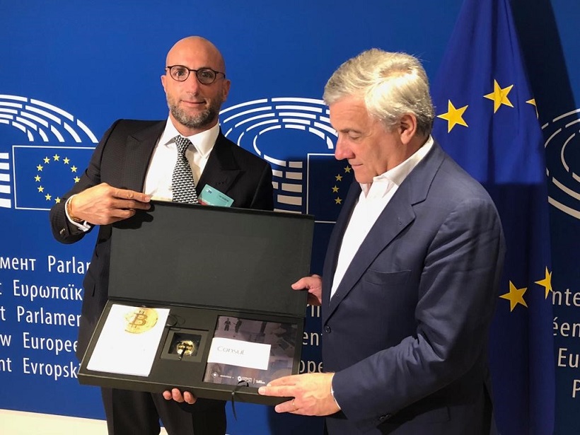 Ue: Blockchain è soluzione giusta per sicurezza e trasparenza in sanità e per la filiera del farmaco