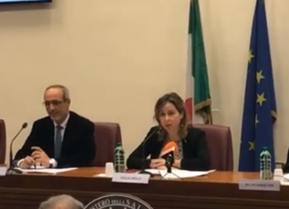 Governance farmaceutica. Grillo: «Nessun taglio a risorse, saranno riallocate rispettando bisogni cittadini»