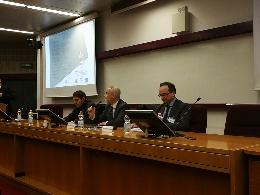 Le nuove frontiere del tecnico di laboratorio. Alessia Cabrini (ANTEL): «Con biologia molecolare risposte rapide per terapia mirata. Formazione fondamentale»