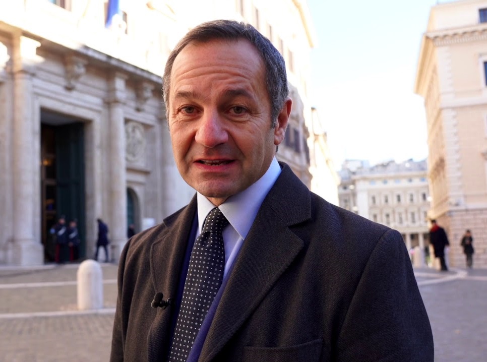 Sunshine Act, approvate soglie minime per le donazioni: per il singolo medico sarà di 50 euro. Provenza (M5S): «Trasparenza per correggere corruzione»