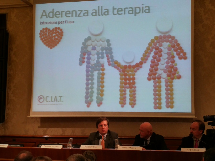 Aderenza terapeutica, solo il 50% di over 65 segue le cure. Pierpaolo Sileri (M5S): «Anziano risorsa per il futuro, istituire Giornata Nazionale»