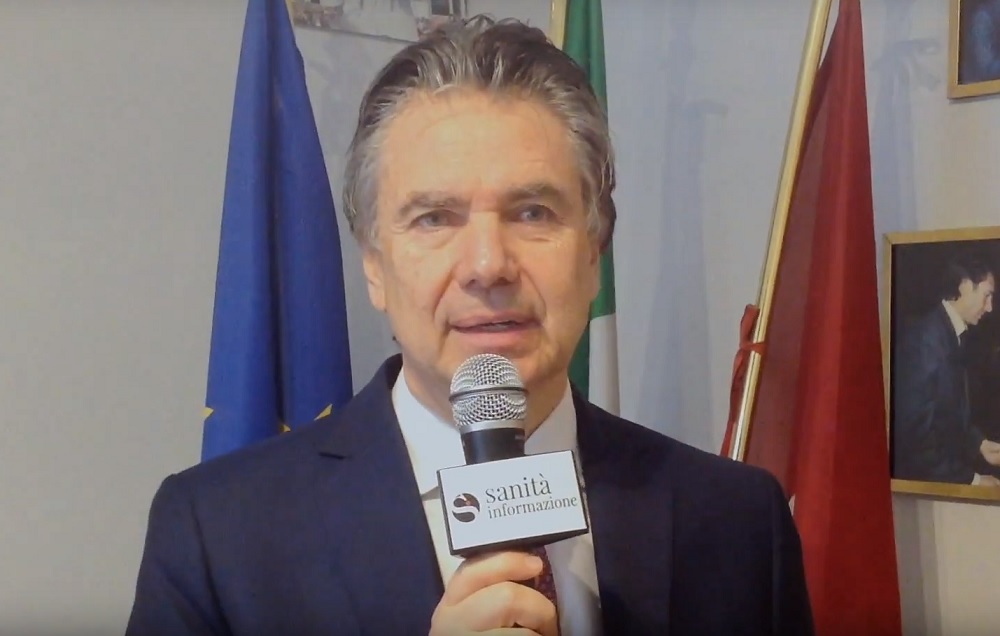 Agenas, De Lillo presidente ad interim. L’intervista all’ex senatore: «Formazione chiave per rendere assistenza sanitaria più eccellente»
