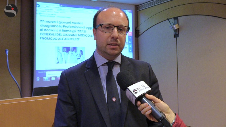 Carenza medici, Bonsignore (Giovani Fnomceo): «Regioni investano in formazione, altro che assumere camici bianchi dall’estero o richiamarli dalla pensione»