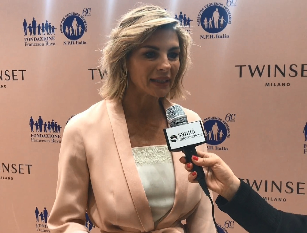 “Women for Haiti”, Martina Colombari: «Testimonial? Prima di tutto volontaria. Se non vedi con i tuoi occhi e non provi con il tuo cuore, non puoi raccontare»