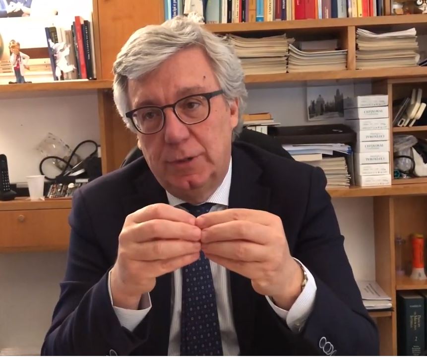 Commissariamento, lotta alle aggressioni e vaccini: la ‘questione meridionale’ della sanità secondo Paolo Siani