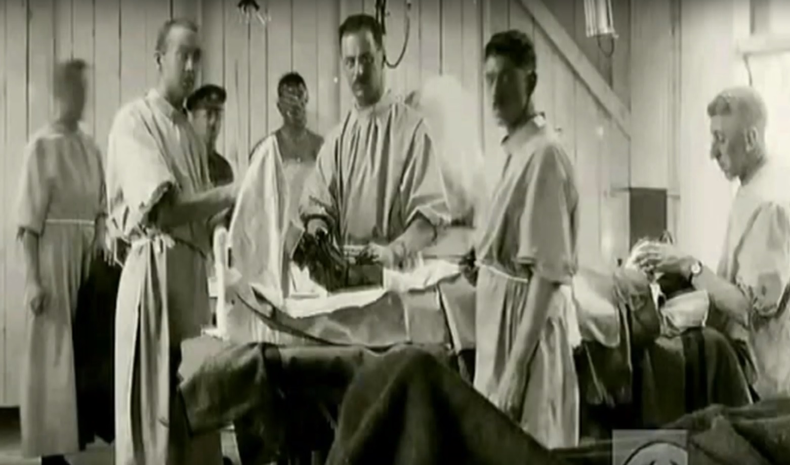 L’evoluzione dell’anestesia: dalla neve all’etere, la modernità inizia con la Grande Guerra