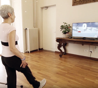 Pavia, la riabilitazione diventa un gioco: in piedi grazie agli exergame