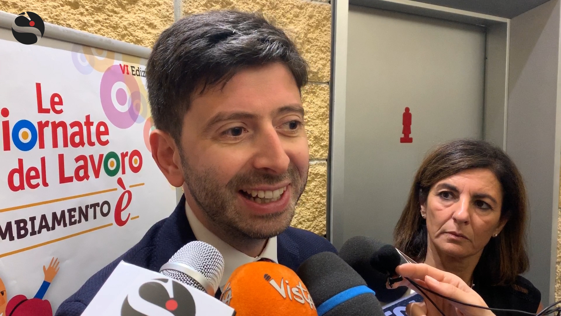 Carenza medici, Speranza: «Sì a valutare assunzioni ambulatoriali». Edilizia sanitaria: «Fare protocollo su sicurezza»