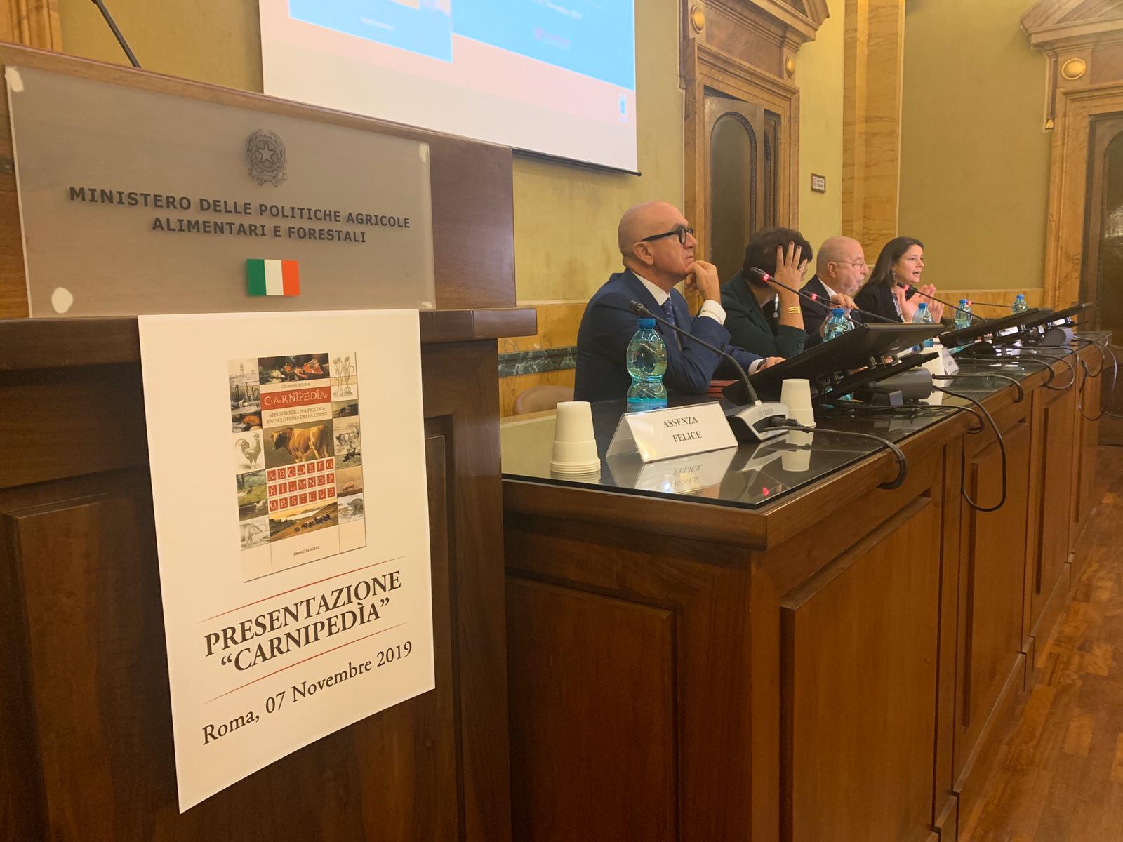 Carnipedìa, il libro che sfata i pregiudizi sulla carne. La nutrizionista: «Alimento efficiente. Poche calorie, molti nutrienti»