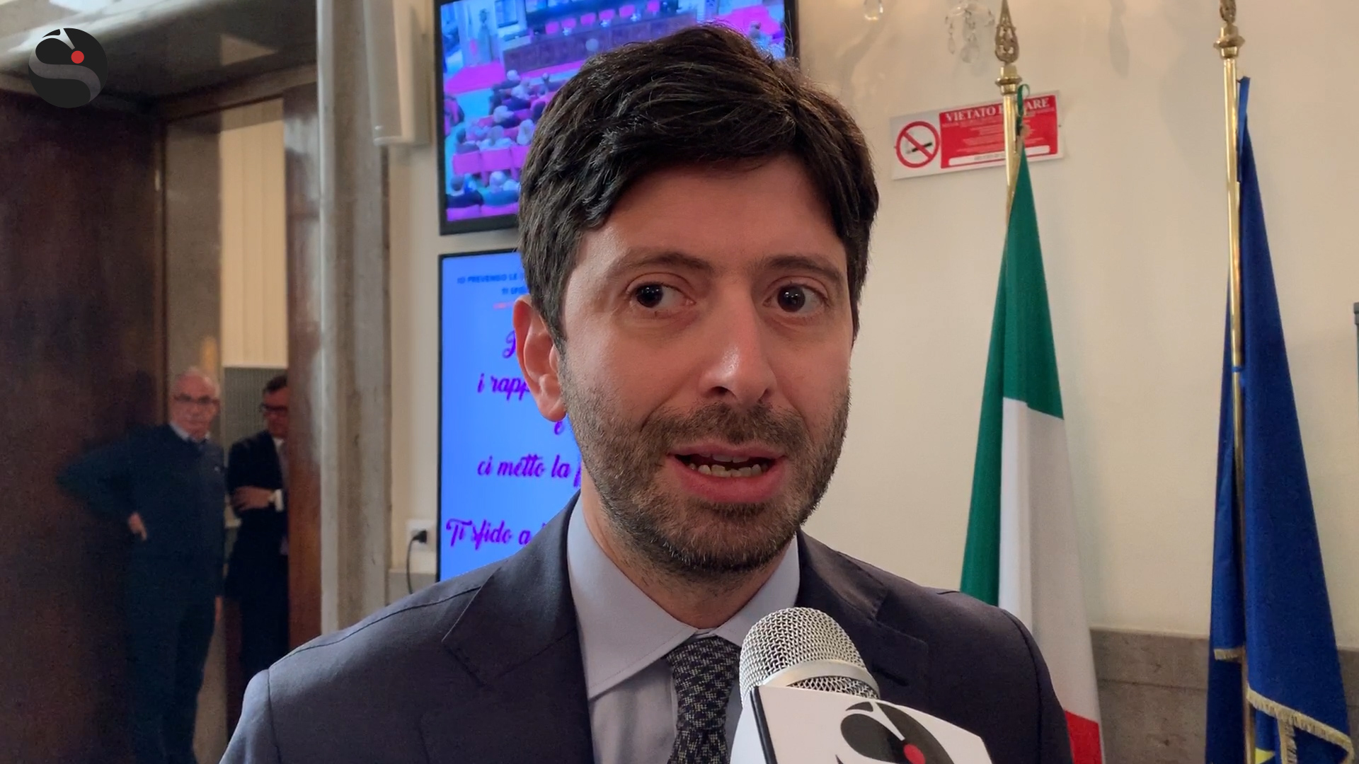 Coronavirus, lettera di Speranza alla FNOMCeO: «Gratitudine per il lavoro svolto, medici italiani tra i migliori al mondo»