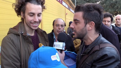 Le Sardine (in camice bianco) scendono in piazza: «Basta odio medico-paziente. Subito nuovo patto per la salute»