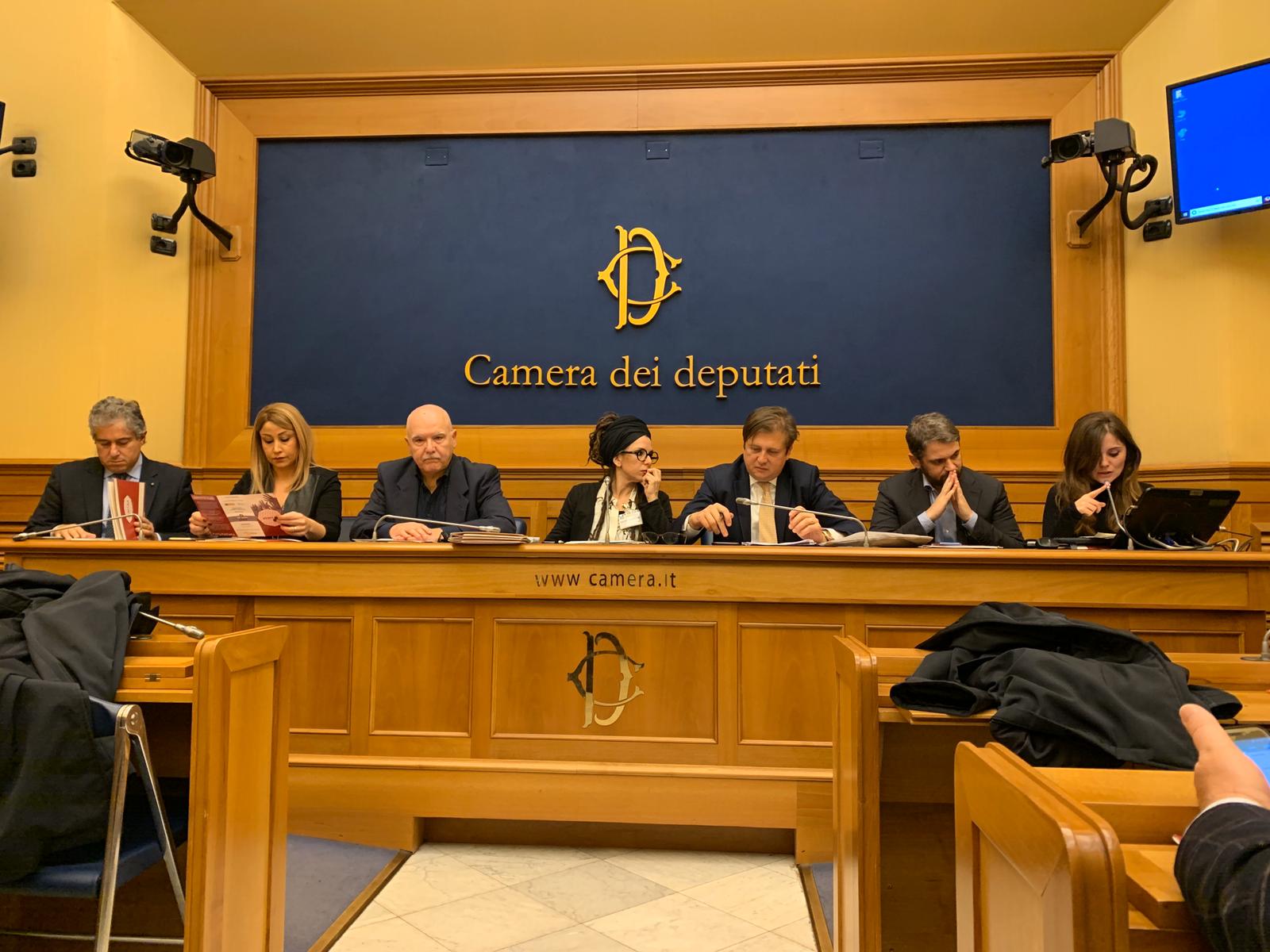 Terra dei Fuochi, metalli pesanti nei pazienti oncologici. Confermato legame con inquinamento ambientale