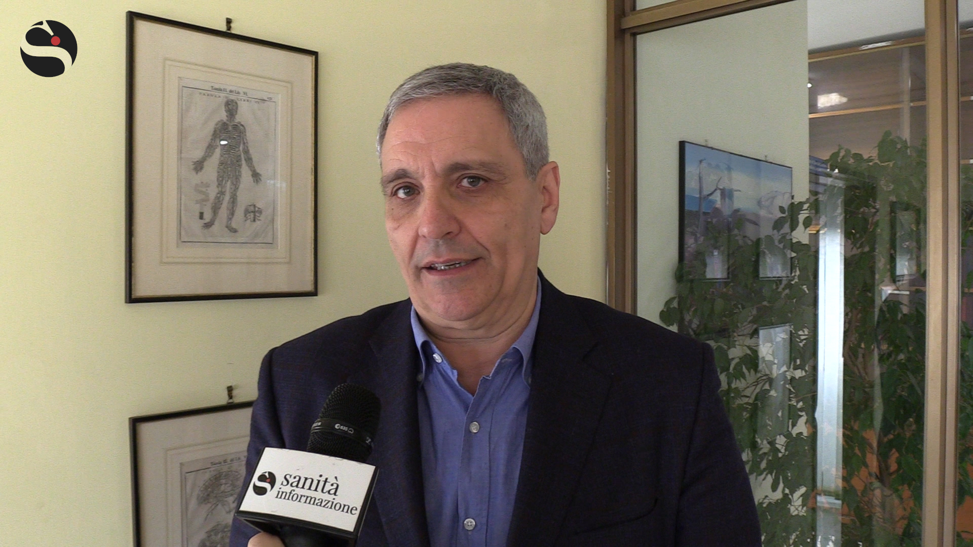 Il segreto di un bel giallo? L’aiuto del medico legale. De Giovanni: «Quanti referti ho studiato per il Commissario Ricciardi…»