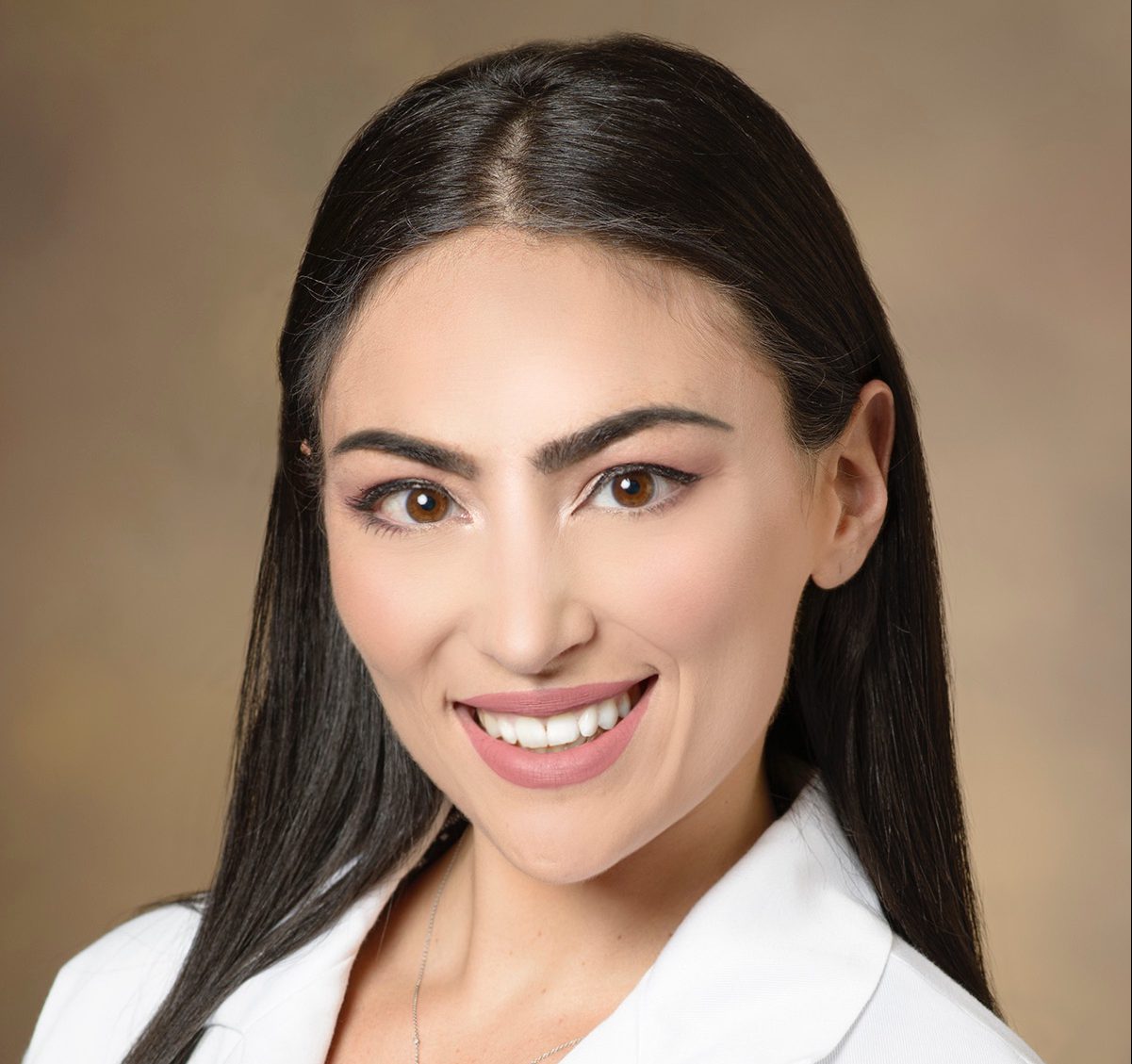 Negli Usa oltre 2500 decessi al giorno per Covid. Un medico italiano: «Politica scellerata, unica salvezza il vaccino per tutti»