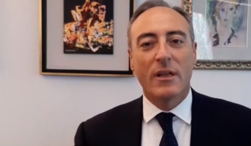 Coronavirus, negativi i tamponi della giunta Fontana. Gallera: «Accordo con i comuni per gestione di oltre 9000 cittadini in autoisolamento»