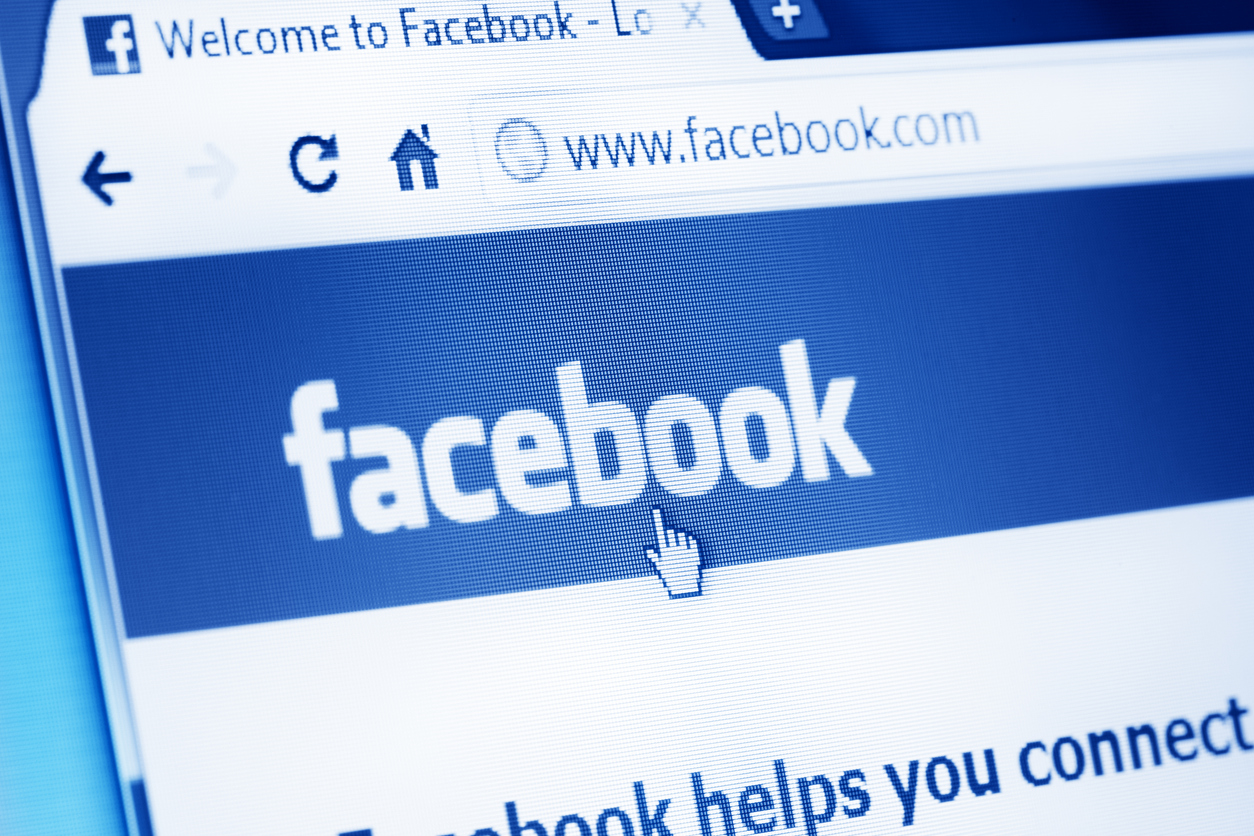 Schianto in diretta social: quando la “corsa” ai like mette a rischio vite umane