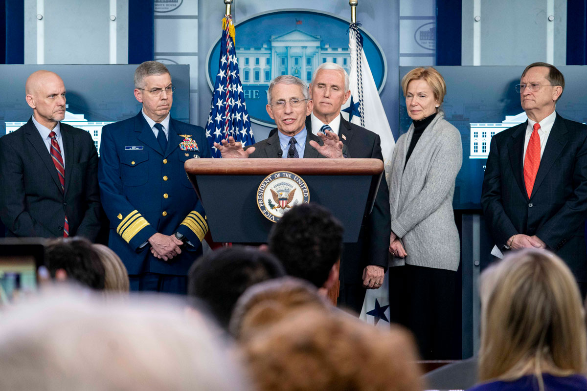 Emergenza Covid-19 negli USA, Anthony Fauci rischia il licenziamento. L’appello di Ippolito (Spallanzani): «Sarebbe un disastro»