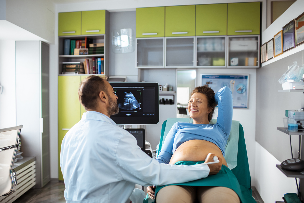 Gravidanza, radiazioni e rischi: le risposte di AIFM alle paure delle mamme