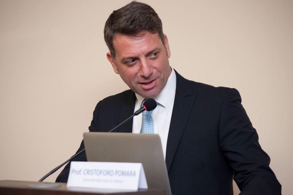 Covid-19 e autopsie, la battaglia del professor Pomara: «Sconsigliarle danno per ricerca scientifica. Eppure, rischio contagio è basso»