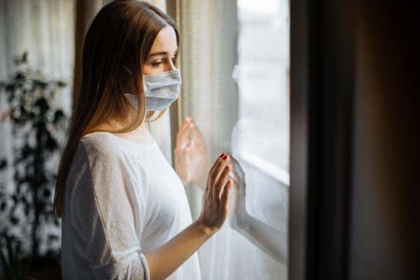 «Siamo noi la seconda ondata». Sul Guardian lo sfogo di una malata di Covid a lungo termine