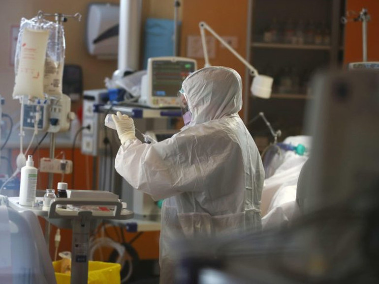 Covid-19, Ugl sanità plaude a monumento S. Croce. Giuliano: «Tributo dovuto a lavoratori sanità deceduti»